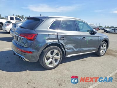 Trzecie zdjęcie samochodu z tyłu: 2023 AUDI Q5 PREMIUM PLUS 45 VIN:WA1EAAFYXP2144931 - miniatura