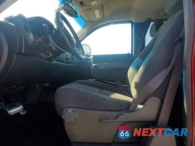 Zdjęcie 7 z 12 samochodu: 2007 CHEVROLET SILVERADO K1500 VIN:2GCEK19J071646669 - miniatura