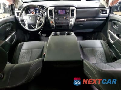 Zdjęcie 8 z 11 samochodu: 2018 NISSAN TITAN SV VIN:1N6AA1EJ4JN501595 - miniatura