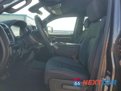 Zdjęcie 7 z 12 samochodu: 2025 RAM 1500 BIG HORN VIN:1C6RREFGXSN657500 - miniatura