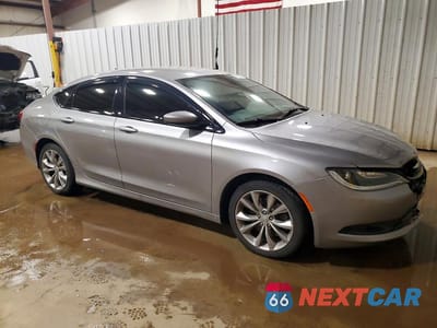 Czwarte zdjęcie samochodu z boku: 2015 CHRYSLER 200 S VIN:1C3CCCDG5FN736543 - miniatura