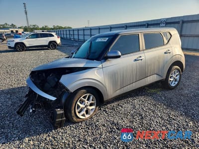 2025 KIA SOUL LX KNDJ23AU6S7967885 - główne zdjęcie licytacji z USA - miniatura