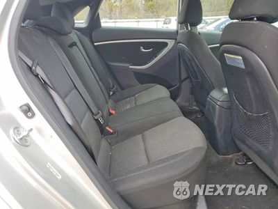 Zdjęcie 10 z 12 samochodu: 2014 HYUNDAI ELANTRA GT BASE VIN:KMHD35LH9EU216495 - miniatura