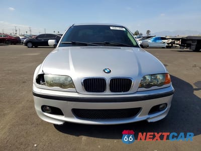 Piąte zdjęcie samochodu w środku: 2001 BMW 325 I VIN:WBAAV33481FU81505 - miniatura