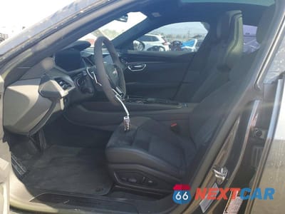 Zdjęcie 7 z 11 samochodu: 2023 AUDI E-TRON GT PREMIUM PLUS VIN:WAUCJBFW2P7005913 - miniatura