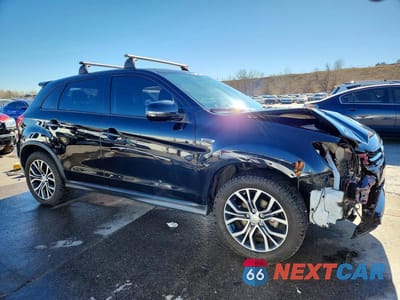 Czwarte zdjęcie samochodu z boku: 2019 MITSUBISHI OUTLANDER SPORT ES VIN:JA4AR3AU1KU020874 - miniatura