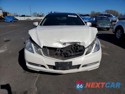 Piąte zdjęcie samochodu w środku: 2013 MERCEDES-BENZ E 350 VIN:WDDKJ5KB2DF214496 - miniatura