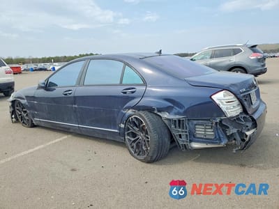 Drugie zdjęcie samochodu z przodu: 2013 MERCEDES-BENZ S 550 4MATIC VIN:WDDNG9EB0DA526067 - miniatura