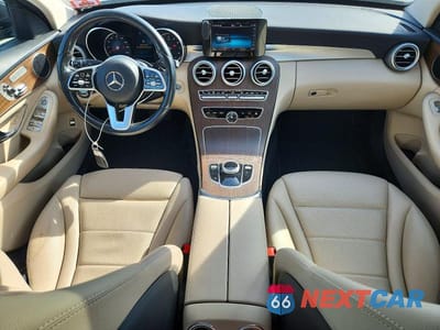 Zdjęcie 8 z 11 samochodu: 2019 MERCEDES-BENZ C 300 4MATIC VIN:55SWF8EB7KU292475 - miniatura