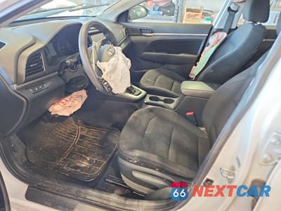 Zdjęcie 7 z 12 samochodu: 2020 HYUNDAI ELANTRA SEL VIN:5NPD84LFXLH559757 - miniatura