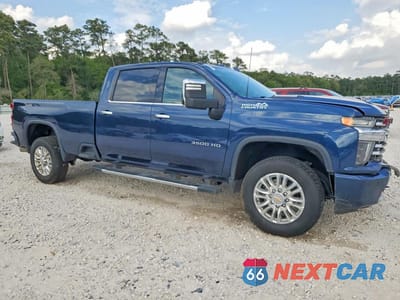 Czwarte zdjęcie samochodu z boku: 2022 CHEVROLET SILVERADO K3500 HIGH COUNTRY VIN:1GC4YVEY9NF281922 - miniatura