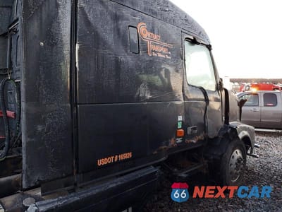 Zdjęcie 9 z 10 samochodu: 2007 VOLVO VN VNL VIN:4V4NC9GH57N459409 - miniatura