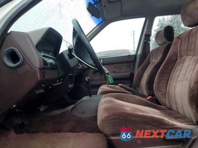 Zdjęcie 7 z 12 samochodu: 1989 HONDA ACCORD LX VIN:JHMCA5631KC030729 - miniatura