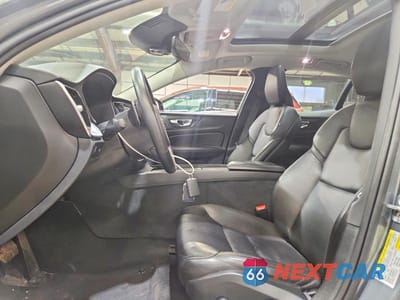 Zdjęcie 7 z 12 samochodu: 2020 VOLVO S60 T6 MOMENTUM VIN:7JRA22TK1LG043184 - miniatura