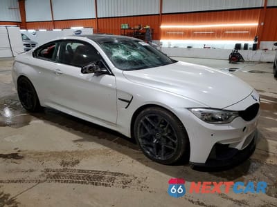 Czwarte zdjęcie samochodu z boku: 2015 BMW M4 VIN:WBS3R9C59FK330014 - miniatura