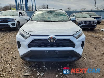 Piąte zdjęcie samochodu w środku: 2022 TOYOTA RAV4 XLE VIN:2T3P1RFV6NC289912 - miniatura