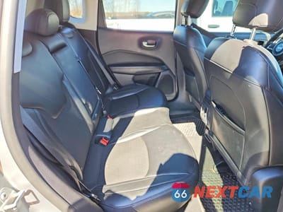 Zdjęcie 11 z 12 samochodu: 2021 JEEP COMPASS LATITUDE VIN:3C4NJDBBXMT551926 - miniatura