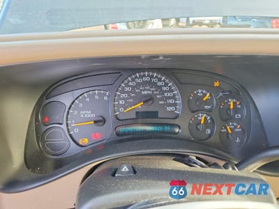 Zdjęcie 9 z 13 samochodu: 2005 CHEVROLET TAHOE K1500 VIN:1GNEK13T65R214920 - miniatura