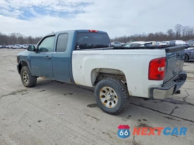 Drugie zdjęcie samochodu z przodu: 2009 CHEVROLET SILVERADO K1500 VIN:1GCEK19C09Z236014 - miniatura