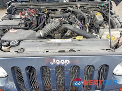Zdjęcie 12 z 13 samochodu: 2008 JEEP WRANGLER UNLIMITED SAHARA VIN:1J4GA59148L553727 - miniatura