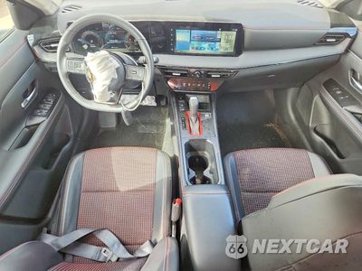 Zdjęcie 8 z 13 samochodu: 2025 NISSAN KICKS SR VIN:3N8AP6DB8SL325908 - miniatura