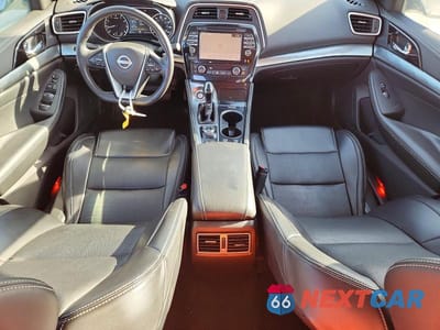 Zdjęcie 8 z 12 samochodu: 2023 NISSAN MAXIMA 3.5 SV VIN:1N4AA6CV3PC510272 - miniatura