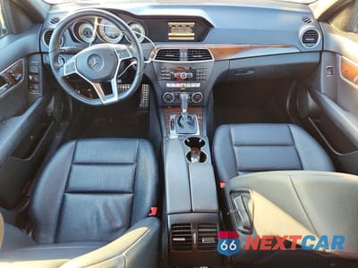 Zdjęcie 8 z 11 samochodu: 2014 MERCEDES-BENZ C 300 4MATIC VIN:WDDGF8AB6EA955050 - miniatura