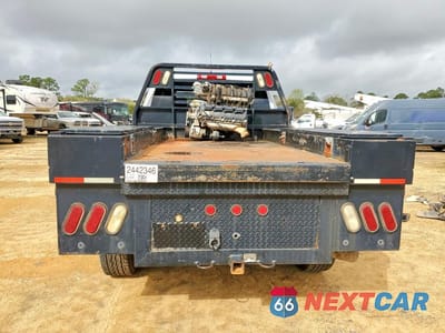 Zdjęcie 6 z 12 samochodu: 2018 RAM 2500 ST 4WD 6.4L V8 VIN:3C6UR5HJ5JG239677 - miniatura