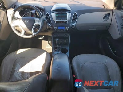 Zdjęcie 8 z 14 samochodu: 2011 HYUNDAI TUCSON LIMITED VIN:KM8JU3AC2BU275721 - miniatura