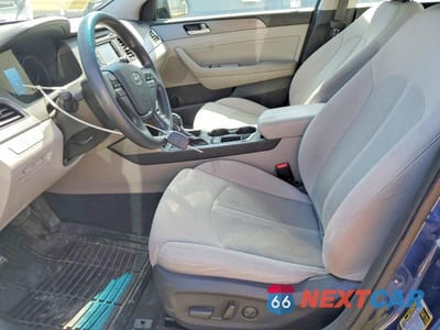 Zdjęcie 7 z 12 samochodu: 2015 HYUNDAI SONATA SE VIN:5NPE24AF7FH211900 - miniatura