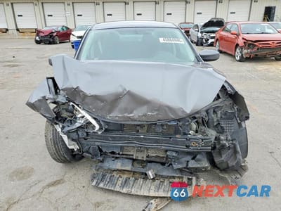 Piąte zdjęcie samochodu w środku: 2019 NISSAN SENTRA SV VIN:3N1AB7AP2KY392901 - miniatura