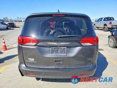 Zdjęcie 6 z 13 samochodu: 2019 CHRYSLER PACIFICA L VIN:2C4RC1AG2KR509550 - miniatura