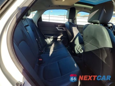 Zdjęcie 10 z 12 samochodu: 2016 JAGUAR XF PREMIUM VIN:SAJBJ4BV6GCY21121 - miniatura