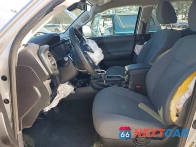 Zdjęcie 7 z 11 samochodu: 2019 TOYOTA TACOMA SR VIN:5TFAX5GN8KX137860 - miniatura
