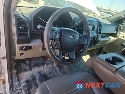 Zdjęcie 8 z 12 samochodu: 2019 FORD F150 XL 5.0L V8 VIN:1FTMF1C5XKKC90297 - miniatura