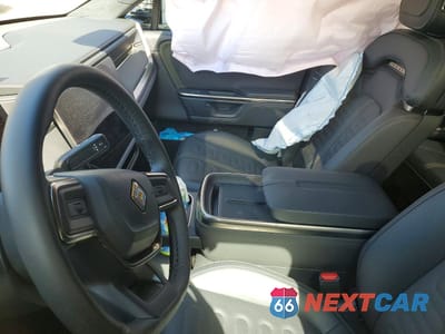 Zdjęcie 9 z 13 samochodu: 2025 RIVIAN R1T ADVENTURE VIN:7FCTGBAA0SN035357 - miniatura