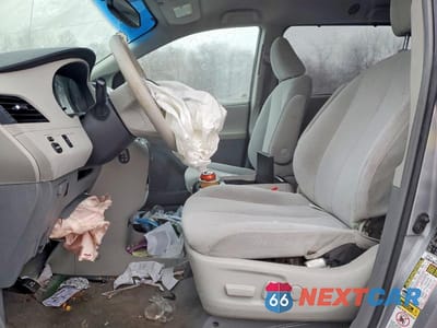 Zdjęcie 7 z 13 samochodu: 2011 TOYOTA SIENNA LE 8-PASSENGER VIN:5TDKK3DC0BS082000 - miniatura
