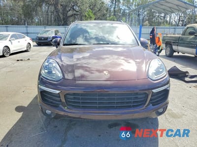 Piąte zdjęcie samochodu w środku: 2017 PORSCHE CAYENNE VIN:WP1AA2A23HKA84388 - miniatura