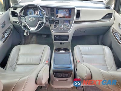 Zdjęcie 8 z 13 samochodu: 2016 TOYOTA SIENNA XLE PREMIUM 8-PASSENGER VIN:5TDYK3DC7GS698021 - miniatura