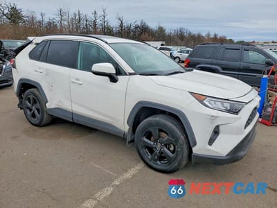 Czwarte zdjęcie samochodu z boku: 2020 TOYOTA RAV4 XLE PREMIUM VIN:2T3A1RFV0LW125895 - miniatura