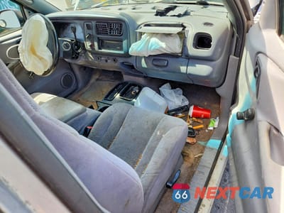 Zdjęcie 8 z 13 samochodu: 2000 DODGE DAKOTA VIN:1B7GL22X9YS550289 - miniatura