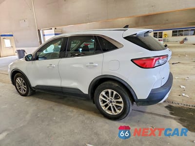 Drugie zdjęcie samochodu z przodu: 2020 FORD ESCAPE SE VIN:1FMCU9G61LUB28904 - miniatura