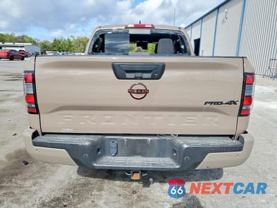 Zdjęcie 6 z 12 samochodu: 2024 NISSAN FRONTIER PRO-4X VIN:1N6ED1EK7RN645655 - miniatura