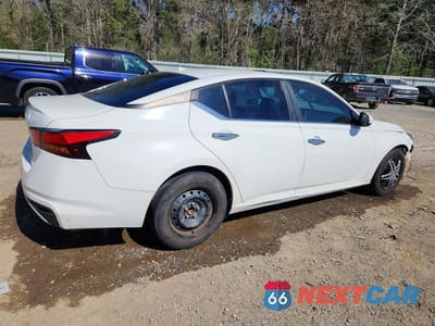 Trzecie zdjęcie samochodu z tyłu: 2020 NISSAN ALTIMA 2.5 S VIN:1N4BL4BV7LN318484 - miniatura