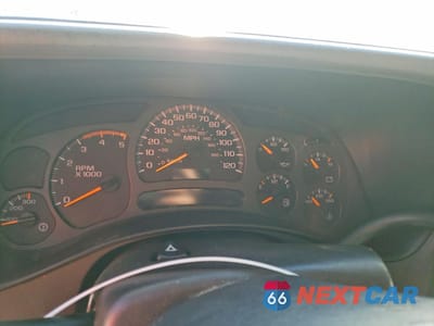 Zdjęcie 9 z 12 samochodu: 2004 CHEVROLET SILVERADO K3500 VIN:1GCJK33294F201864 - miniatura