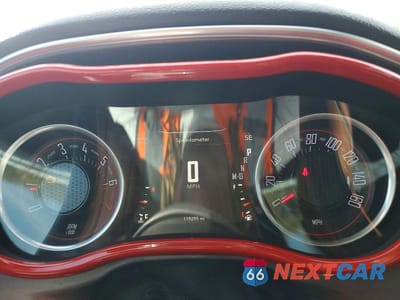 Zdjęcie 9 z 11 samochodu: 2016 DODGE CHALLENGER SXT VIN:2C3CDZAG1GH280331 - miniatura