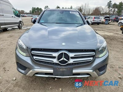 Piąte zdjęcie samochodu w środku: 2017 MERCEDES-BENZ GLC 300 4MATIC VIN:WDC0G4KB8HF153889 - miniatura