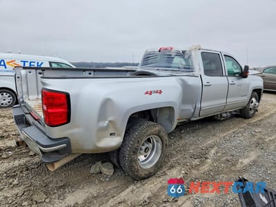 Trzecie zdjęcie samochodu z tyłu: 2019 CHEVROLET SILVERADO K3500 LTZ VIN:1GC4KXEY5KF154609 - miniatura