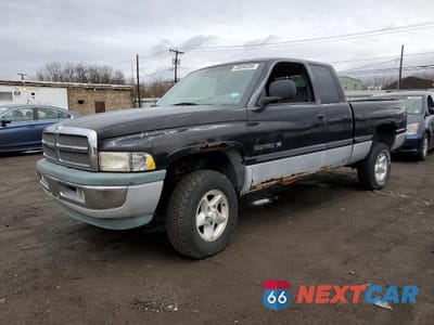 1999 DODGE RAM 1500 ST 3B7HF13Y8XG188569 - główne zdjęcie licytacji z USA - miniatura