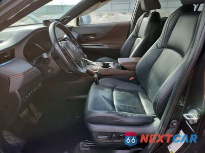 Zdjęcie 7 z 13 samochodu: 2024 TOYOTA VENZA LE VIN:JTEAAAAH1RJ159897 - miniatura